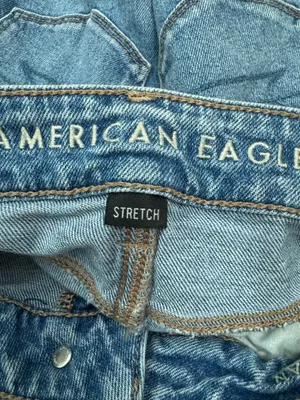 American Eagle Stretch Distressed Mom Jeans Size 4 Long thumbnail 5