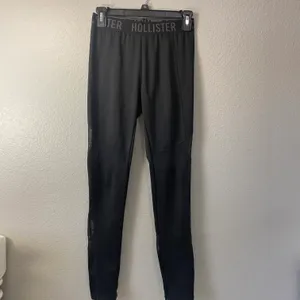 Hollister black mesh cutout leggings thumbnail 2
