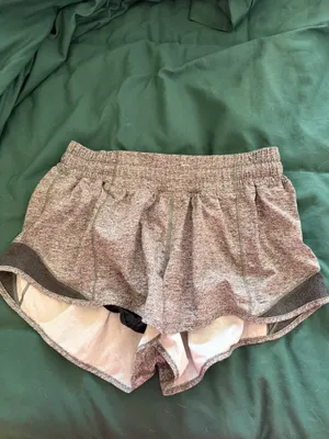 Lululemon Hotty Hot 2.5" thumbnail 3