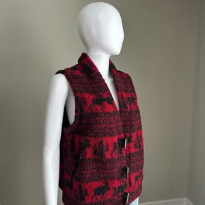 Vintage Woolrich CabinCore Red + Black Winter Print Fleece Vest Toggle Closure thumbnail 3