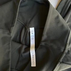 Lululemon Align Olive Green High-Rise Jogger Pant thumbnail 4