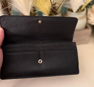 Michael Kors Wallet thumbnail 5