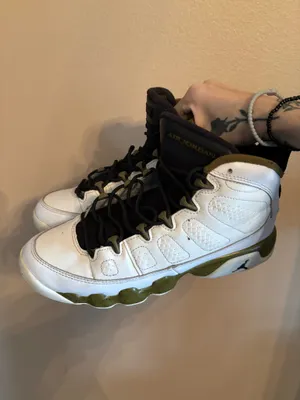 Air Jordan 9 Retro BG 'Statue' thumbnail 6