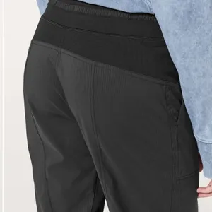 Lululemon Dance Studio Crop Womens 6 Black thumbnail 9