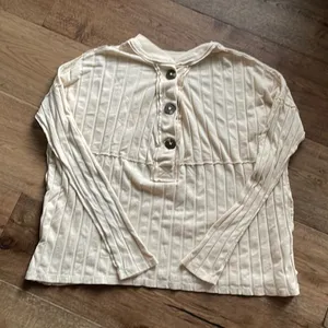 Free people beige cotton Henley, big buttons,size small thumbnail 1
