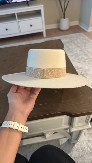 Rusty felt hat thumbnail 4