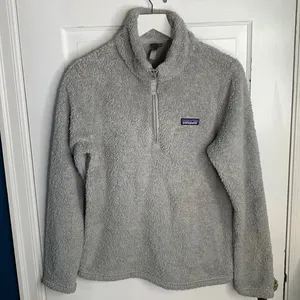 Patagonia Women's Salt Grey Los Gatos 1/4-Zip Fleece Pullover W-845 Sz M thumbnail 2