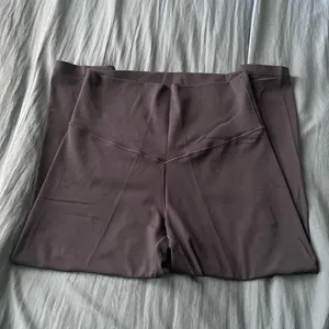 Aerie OFFLINE BY REAL ME HIGH WAISTED CROPPED LEGGING SIZE LARGE thumbnail 4