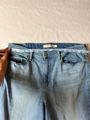 Levi's signature high rise skinny jeans thumbnail 5