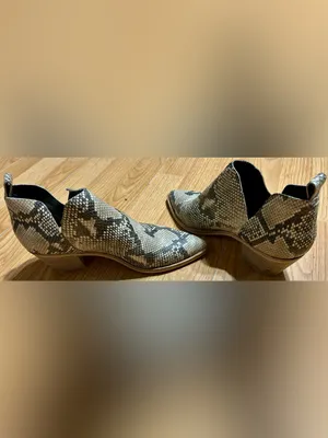 Dolce Vita Cream & Black Snake-Print Cutout Ankle Boots ladies sz U.S 8.5 thumbnail 7