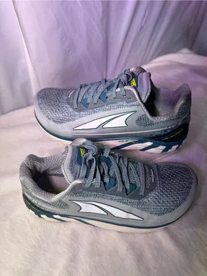 Altra Men’s Light Gray and Teal Road Running Shoes thumbnail 3