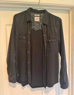 American Eagle Outfitters Black Button Up thumbnail 1