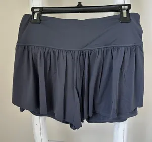 Soothfeel Grey Flowy Athleisure Skirt with Shorts Size Medium thumbnail 1
