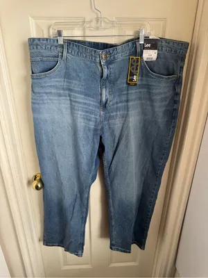 Lee Straight Leg High Rise Jeans thumbnail 2