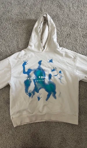 sweatshirt thumbnail 1
