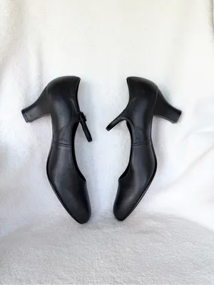 Capezio 2.5” Heel Character Shoes Black Women’s 10M– Gently Worn thumbnail 6