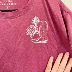 Ariat Rosy Pink Boxy Crop Tee Western Graphic Size S NWOT thumbnail 2