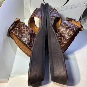 Real Leather Flower Embellished Sandals Handmade From Jamaica Size 8 thumbnail 10
