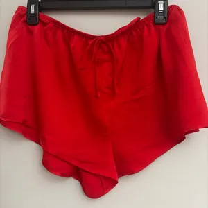 No Boundaries New!Red Satin Heart Pocket Pajama Set size M thumbnail 8