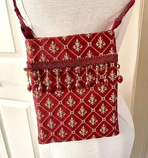Red crossbody Bag with beads thumbnail 1