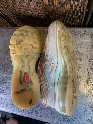 Nike Women’s Air Max 97 Suede Sneakers Size 9.5 thumbnail 4