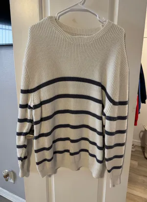 Hollister Knit Sweater thumbnail 1