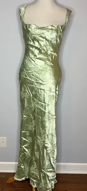 SHEIN - Green Floral Detailed Dress With Open Upper Back thumbnail 1