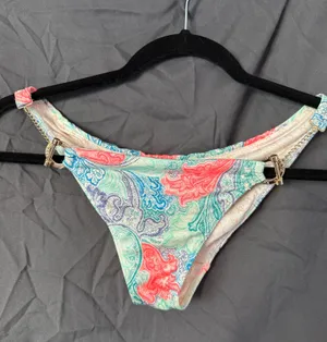 Victoria's Secret Y2K bikini bottom. thumbnail 1