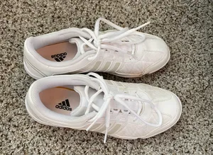 Adidas Cheer Shoes thumbnail 2