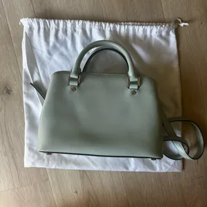 Michael Kors Purse thumbnail 5