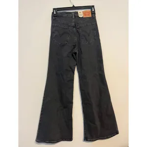 Levi’s Ribcage Bell Flare Leg Jeans in Black Size 39x32 NWT! thumbnail 8