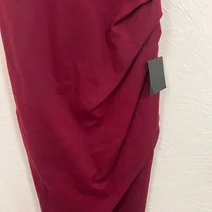 NWT Lulu’s All this Appeal burgundy bodycon midi dress size M thumbnail 4