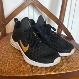 Nike Air Max Trainer 2 Bella black sneakers 6.5 thumbnail 5
