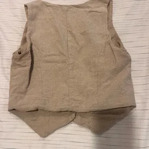 Universal Thread Stylish Tan Button-Up Vest thumbnail 4