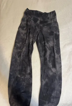 Lululemon Leggings thumbnail 1