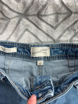 Universal Threads Shorts thumbnail 3
