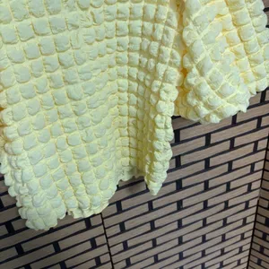 &merci‎ Pale Yellow Textured Bubble Sleeve Blouse Size Medium thumbnail 4