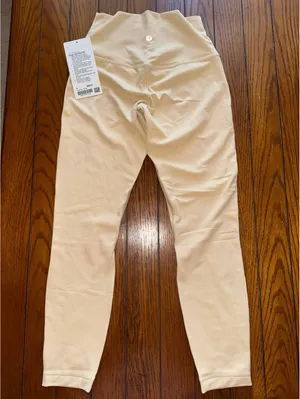Lululemon Align High-Rise 25” Prosecco Size 6 NWT thumbnail 2