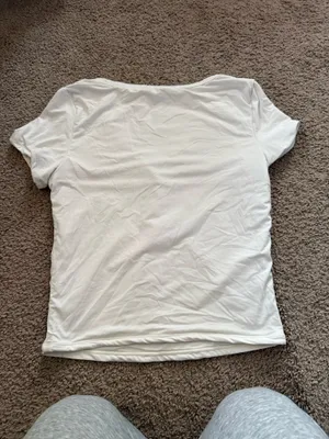 White top thumbnail 3