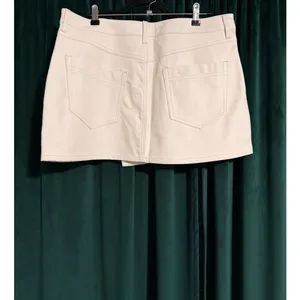 Free People Faux Leather Mini skirt Size 31 thumbnail 4