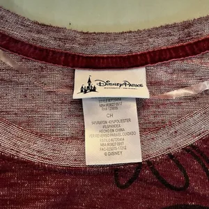 Disney Parks Minnie Kiss Lightweight Sweater Women's Size Small Maroon Heathered thumbnail 3