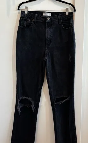 Abercrombie & Fitch The 90's Straight Ultra High Rise Distressed Black Jeans 6L thumbnail 1