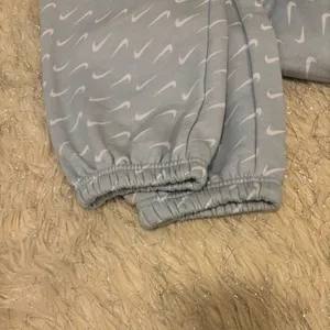 Nike Sky Blue Women’s Oversized Fit Sportswear Fleece Jogger Size XS thumbnail 11