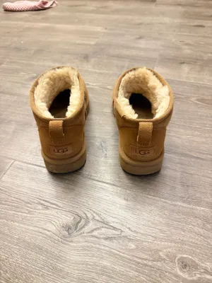 UGG Mini Boots Classic Women’s thumbnail 4