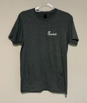 Gildan Chick-fil-A Breast Cancer Warriors T shirt grey‎ size small thumbnail 1