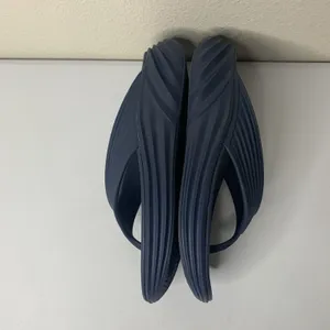 Vionic Recovery Thong Sandals Slip On Women’s Sz 9, Men’s 7 Blue thumbnail 5