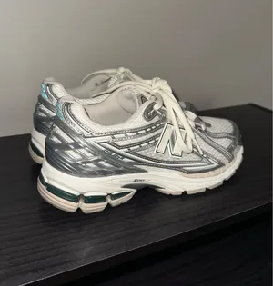 New Balance 1906r Metallic Sea Salt New Spruce thumbnail 2