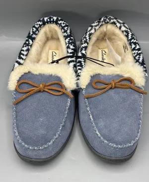 Clarks Moccasin Slippers Women 11 Blue Leather Faux Fur Lining Bow Detail LB0850 thumbnail 1