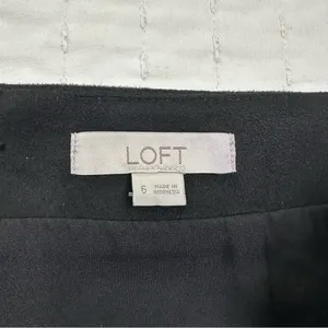 LOFT Black Suede A-Line Skirt With Back Zipper in Size 6 thumbnail 7