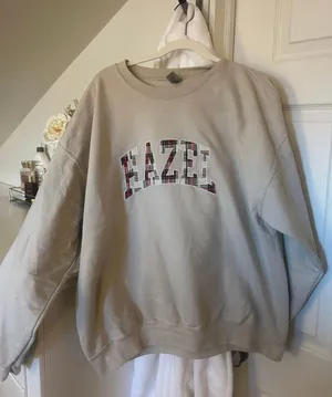 Hazel Boutique Sweatshirt thumbnail 1